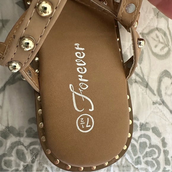 Forever Link Tan Sandals with Gold Studs - Picture 8 of 9